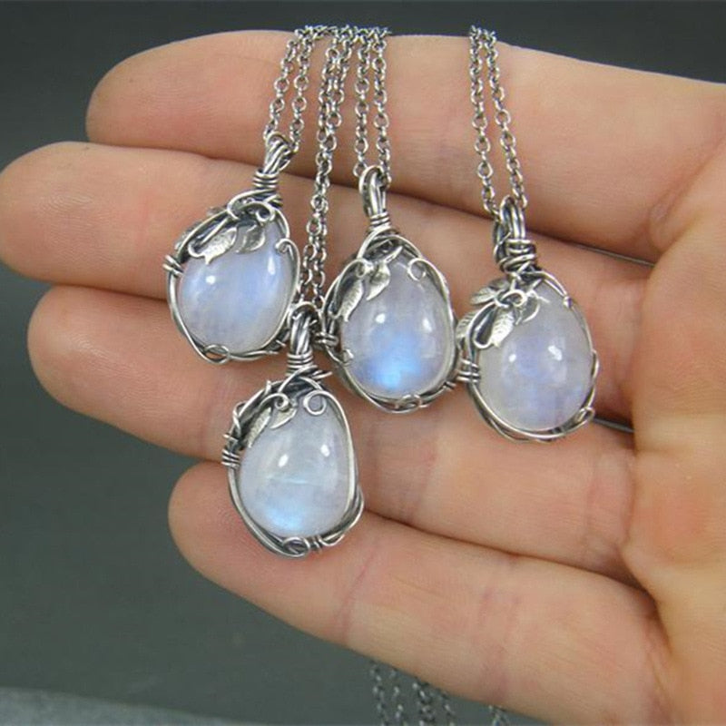 moonstone-pendant