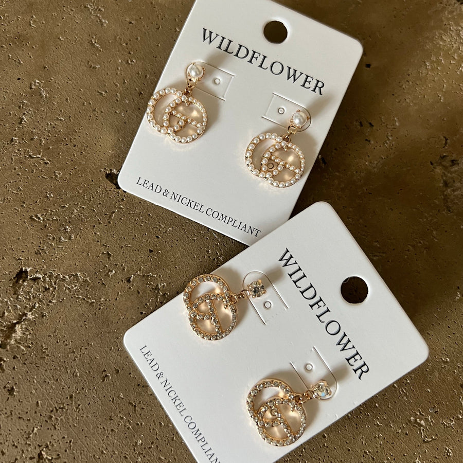 vintage-inspired-pearl-earrings